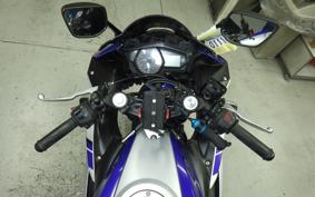 YAMAHA YZF-R25 A RG10J