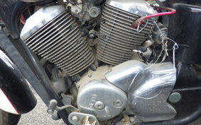 HONDA SHADOW 750 Gen. 2 1997 RC44