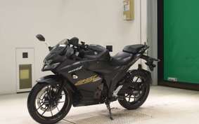 SUZUKI GIXXER 250 SF ED22B