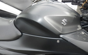 SUZUKI GIXXER 250 SF