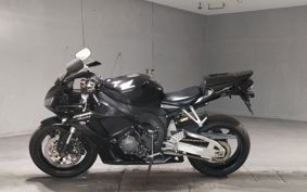 HONDA CBR1000RR 2006 SC57