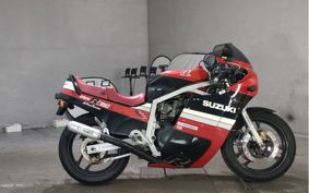 SUZUKI GSX-R750 1986 GR71F
