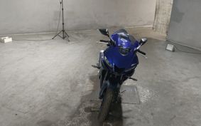 YAMAHA YZF R-3 2024 RH21J