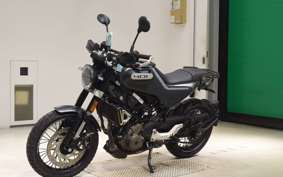 HUSQVARNA SVARTPILEN 401 2021