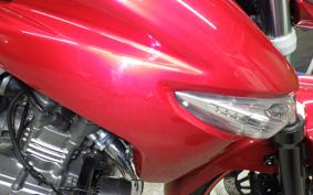 SUZUKI GSR250 2000
