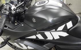 SUZUKI GIXXER 250 SF 1982 ED22B