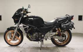 KAWASAKI BALIUS 250 Gen.2 2001 ZR250B