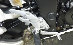 SUZUKI GSR750 2011