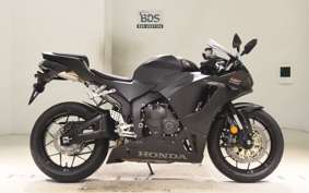 HONDA CBR600RR 2024 PC40
