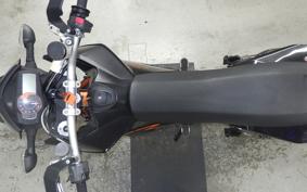 KTM 690 SUPERMOTO R 2008