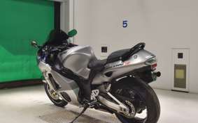 SUZUKI GSX-1300R HAYABUSA 2003