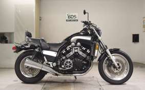 YAMAHA VMAX 2001