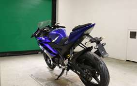 YAMAHA YZF-R15 2024