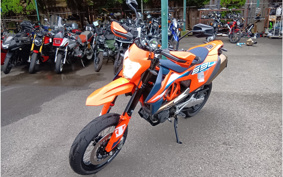 KTM 690 SMC R 2023 LSV40