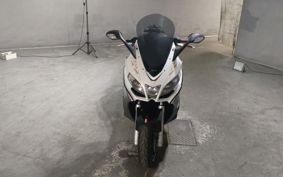 APRILIA SRV850 2015 M5