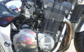 SUZUKI BANDIT 1200 S 2002 GV77A