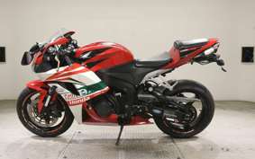 HONDA CBR600RR GEN 3 2008 PC40