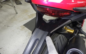 DUCATI M1200 S 2015