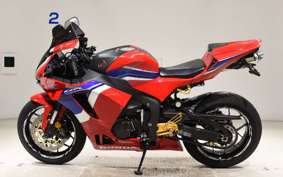 HONDA CBR600RR 2020 PC40
