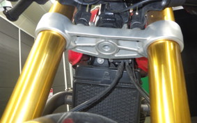TRIUMPH THRUXTON 1200 R 2016