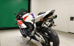 HONDA CBR1000RR 2004 SC57