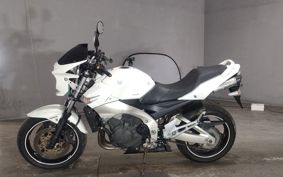SUZUKI GSR 400 2010 GK7EA