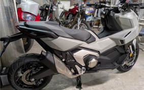 HONDA X-ADV 750 2026 RH21
