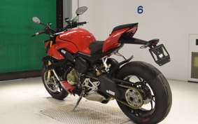 DUCATI STREETFIGHTER V4 S 2021
