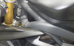 TRIUMPH DAYTONA 675 R 2016