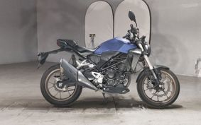 HONDA CB250R MC52