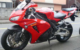 HONDA CBR1000RR 2006 SC57