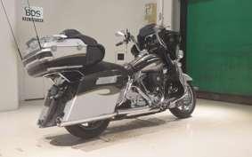 HARLEY FLHTCUSE 1800CVO 2013