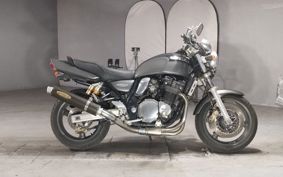 SUZUKI INAZUMA 1200 1999 GV76A