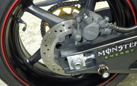YAMAHA YZF-R1 2013