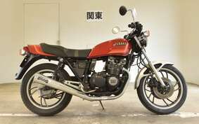 YAMAHA XJ550 4V8