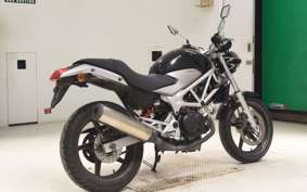 HONDA VTR 250 Gen. 2 2001 MC33