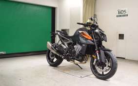 KTM 990 DUKE 2025
