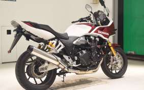 HONDA CB1300SB SUPER BOLDOR SP 2025 SC54