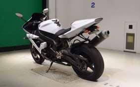 YAMAHA YZF-R1 2004