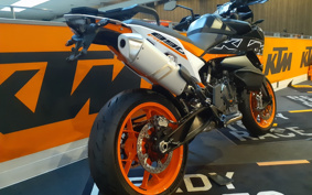 KTM 890 SMT TS640