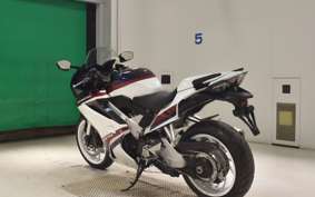 HONDA VFR800F 2022 RC79