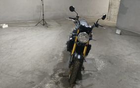KAWASAKI Z900RS SE 2025 ZR900K