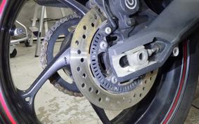 TRIUMPH STREET TRIPLE R 2014
