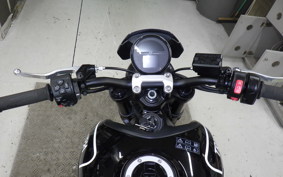 TRIUMPH TRIDENT 660 2023