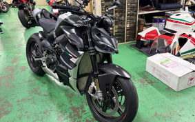 DUCATI STREET FIGHTER V4SP2 2023 4F00