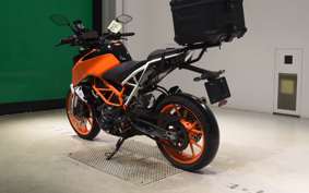 KTM 390 DUKE 2022