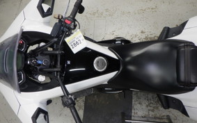 HONDA NM4 VULTUS -02 2015 RC82