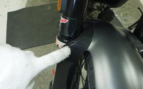 HUSQVARNA SVARTPILEN 125