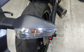 KAWASAKI ZX-25R ZX250E