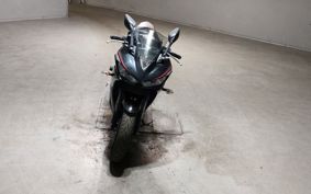 YAMAHA YZF R-3 2018 RH13J